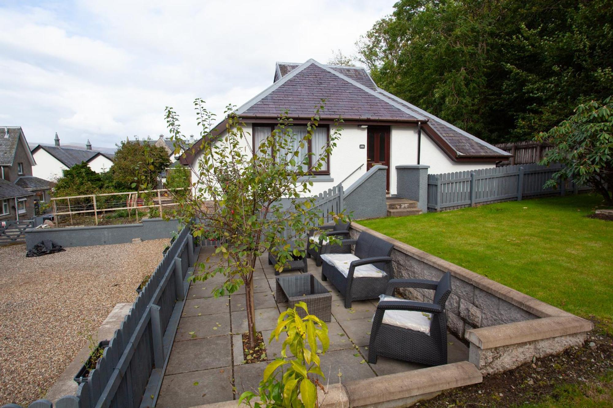 Lochiel Villa Guest House Fort William Bagian luar foto
